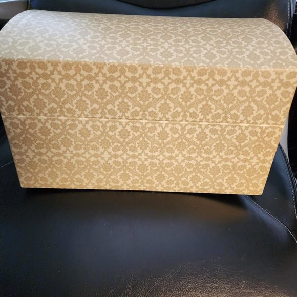 Beautiful Small Storage Trunk - Picture 3 of 6